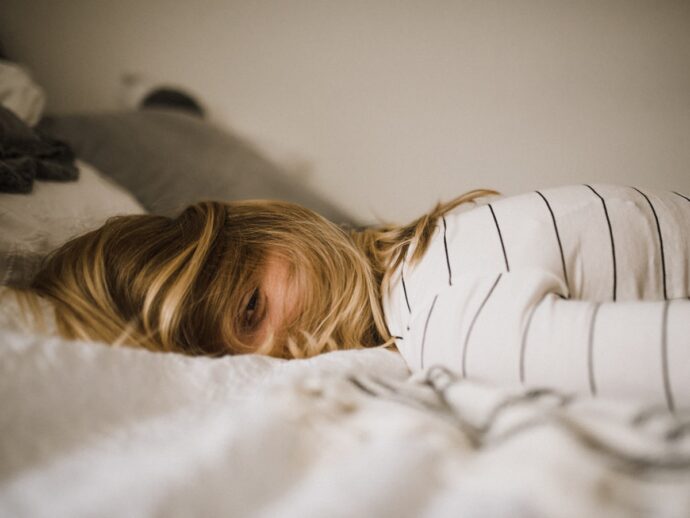 How To Optimize Your Sleeping Routine While Quarantined